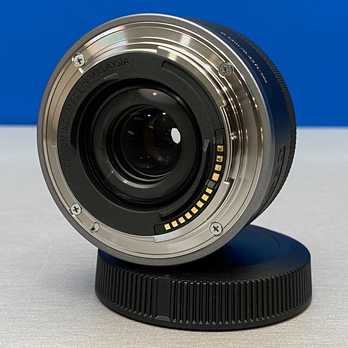 Canon RF 16mm f/2.8 STM
