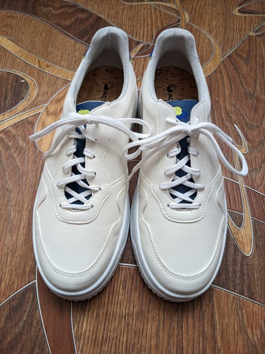 Кроссовки мужские 43 размер