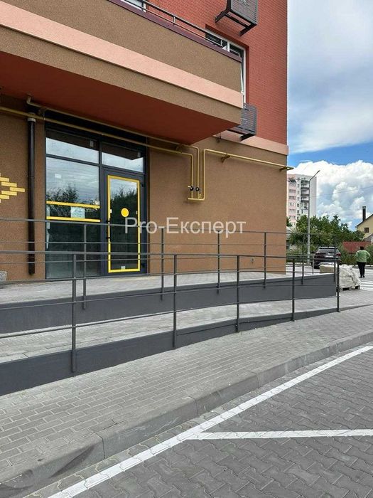 Оренда фасадного комерційного приміщення 61,3 м² у новобудові  м. Бориспіль