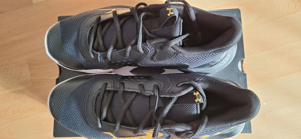 Under armour  roz 42
