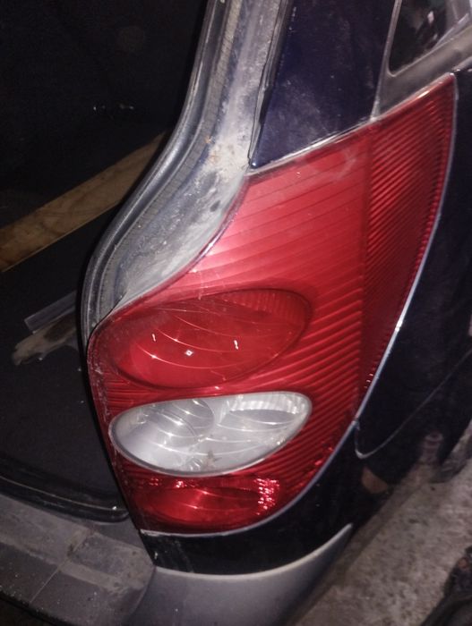 Задние фары Рено лагуна 2