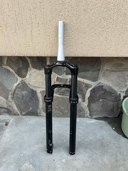Веловилка RockShox Recon