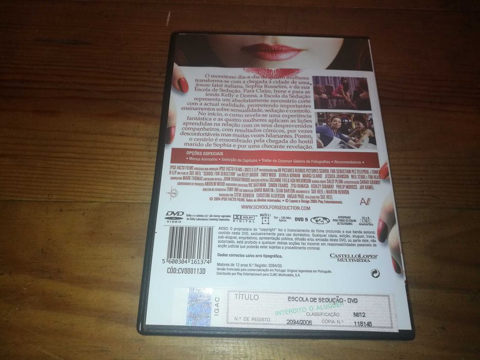ESCOLA DE SEDUÇÃO 	DVD (legendagem em Português)