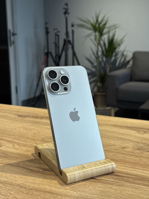 iPhone 15 Pro Max 256gh E-sim Silver !! Гарантія від магазину !!