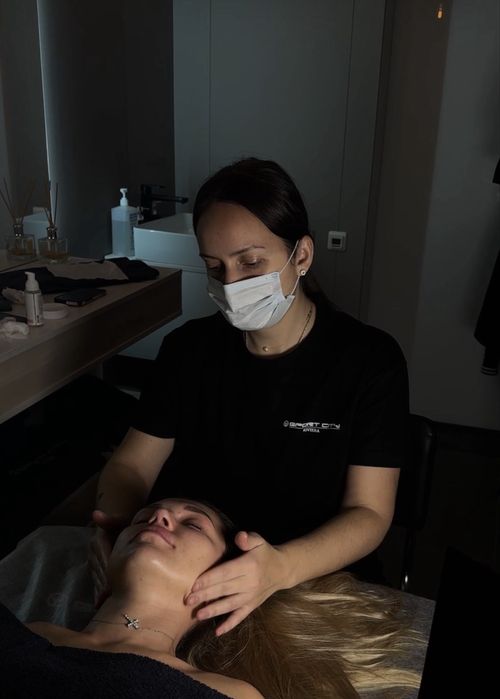 Професійний масаж