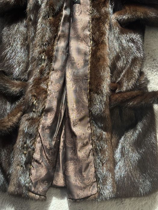 Норка суцільна.