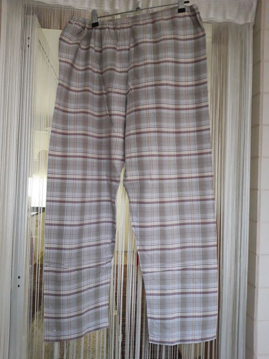 Pijama de Verão, com padrão xadrez, de tons verde água (S/M)