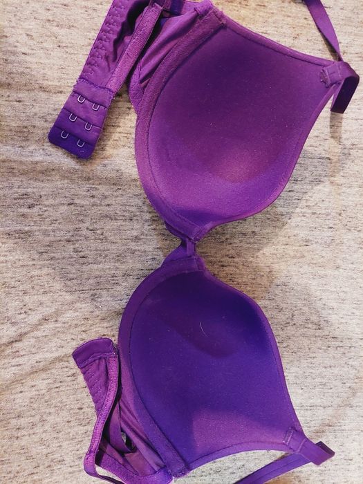 Biustonosz usztywniany 70C 65D