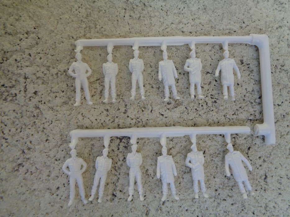 1:87 Lote de 10 bonecos em branco para pintar para maquete