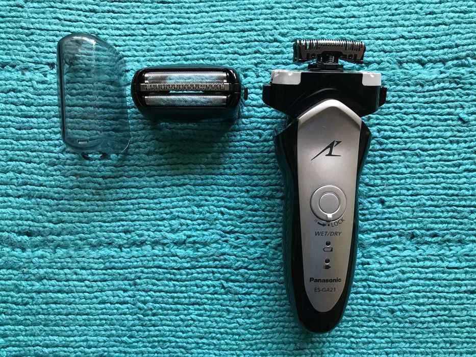Состояние 9/10 Panasonic ES-GA21 ES-GA21-S820 (Японский аналог ES-RT37-S520 и ES-RT77-S520) полная комплектация Бритва Электробритва Електробритва