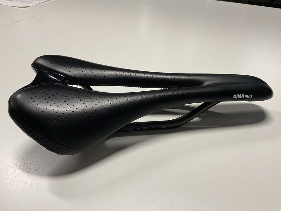 Super wygodne siodlo Bontrager Ajna PRO 144