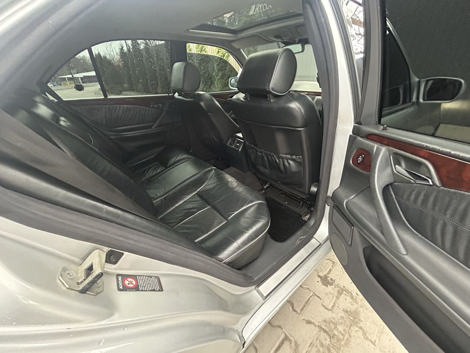 Мерседес 210 3.2 тди