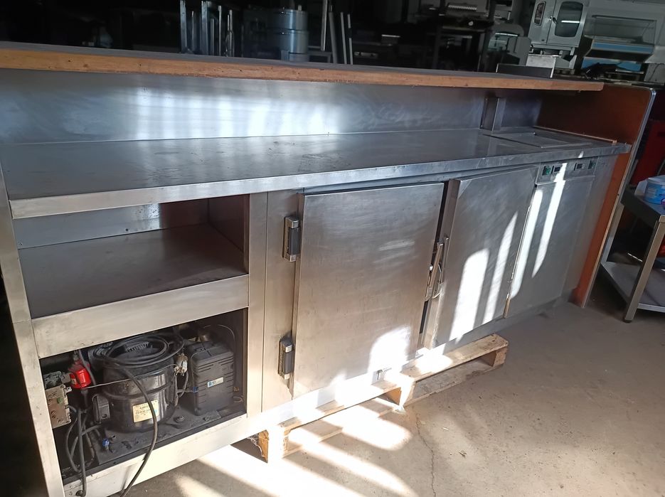 Balcão frigorífico com cuba 2,5 M