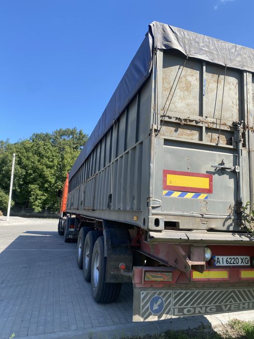 Напівпричіп-зерновоз контейнеровоз,на ходу можливий обмін,