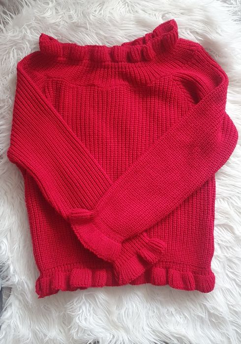 Czerwony sweter w opuszczonymi ramionami stan bdb rozm. S/M