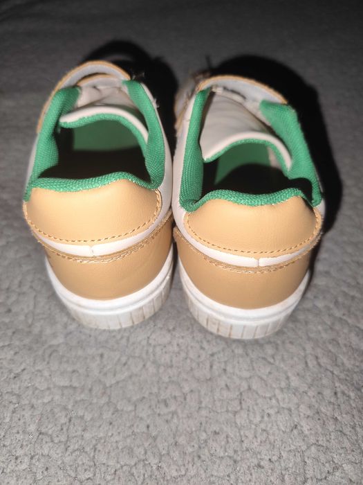 Buty dla chłopca 32