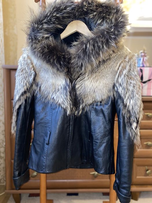 Куртка кожа , мех - волк ( 46 р, L)