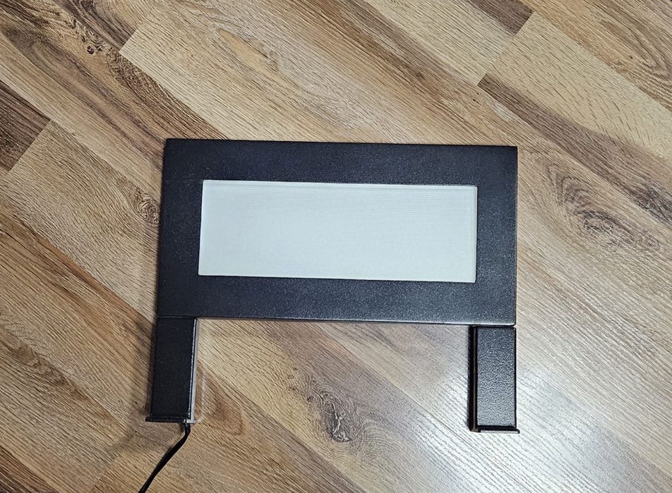 Lampa elewacyjna / ogrodowa