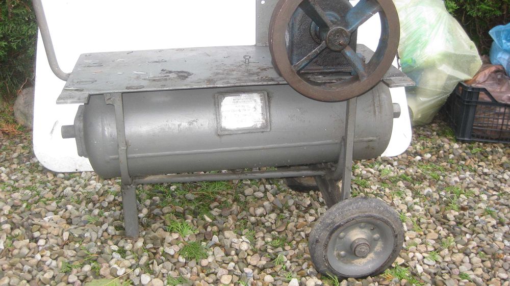 kompresor olejowy jednotłokowy