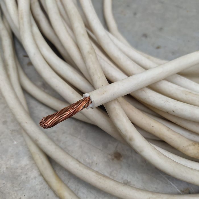 Проволока для вязания веник. Кабель медный