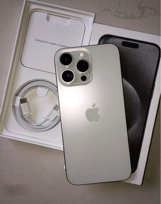 iPhone 15 pro 128 gb capas incluídas