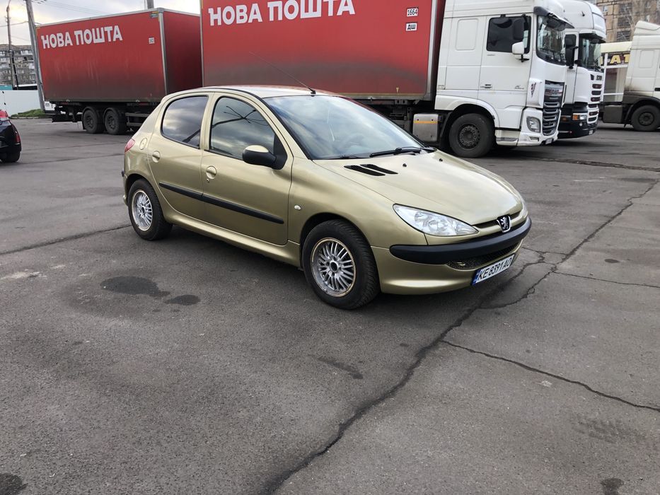 Pegeot 206 на автомате
