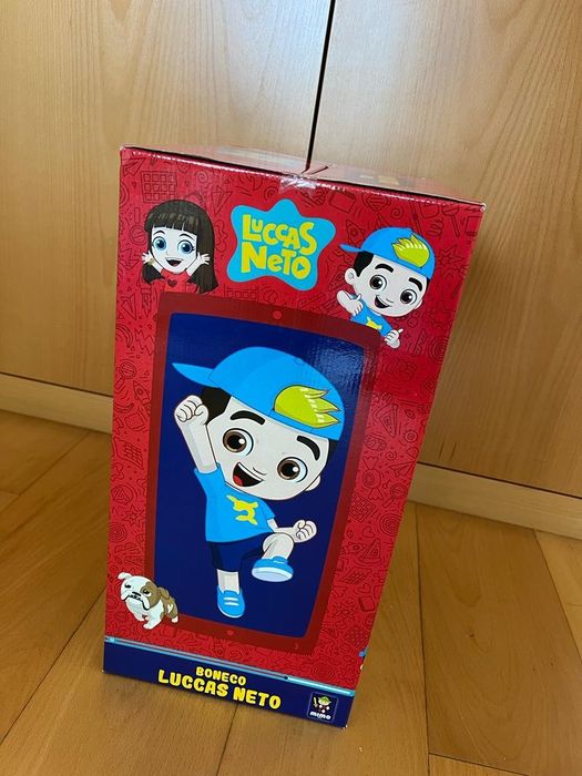 Boneco Luccas Neto Grande (45 cm de altura)