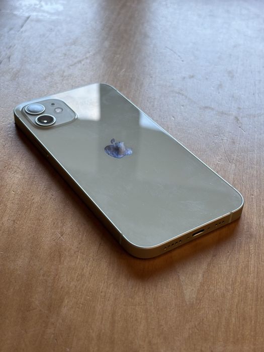 Vendo iPhone 12 imaculado, 64gb, desbloqueado