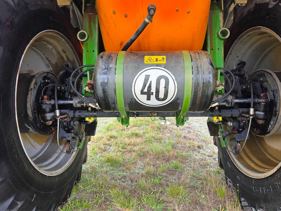 Opryskiwacz AMAZONE UX 5200 Super Skrętna Oś Amatron+ 36m