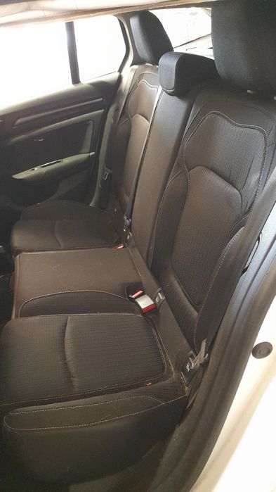 Banco trás RENAULT Megane IV Grandtour (K9A/M_)