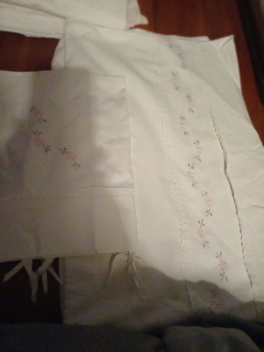 Lençol  Bordado e Fronha