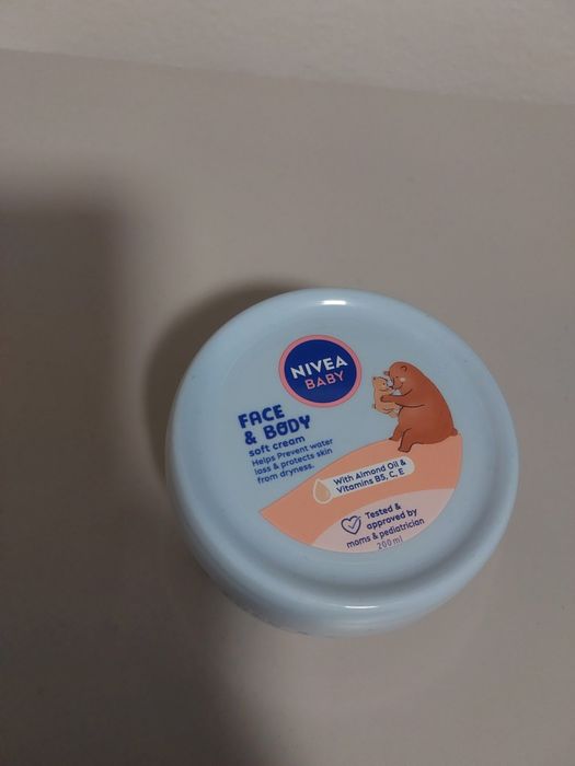 Nivea baby soft cream зволожуючий крем для обличчя та тіла, 200 мл