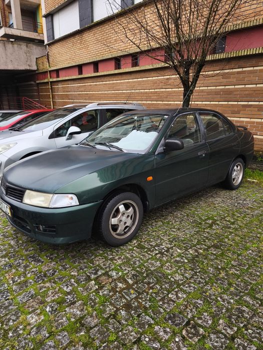 Mitsubishi Lancer 1.3 GLX