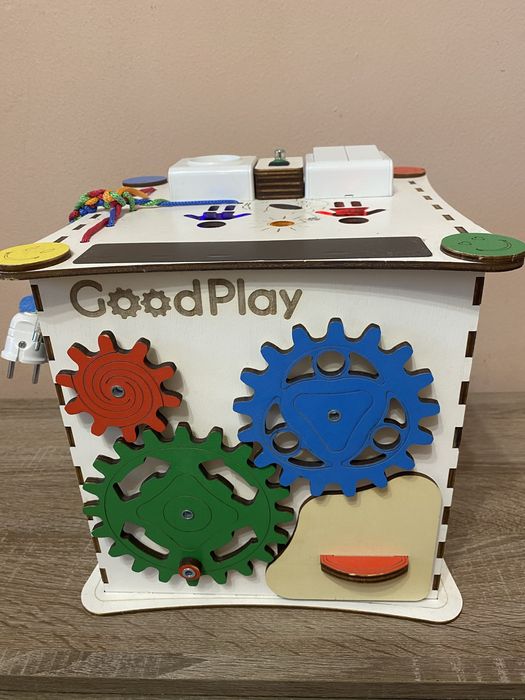 Бізікуб розвиваючий творчий з підсвіткою