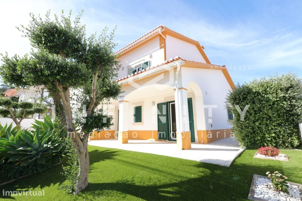 Moradia independente T4