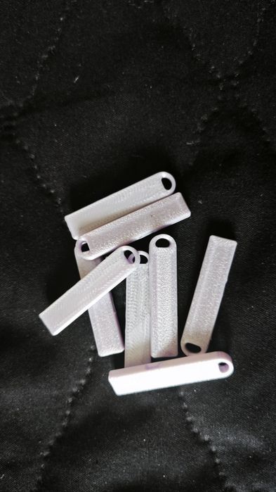 Mini gwizdek EDC Brelok - bardzo glosny 115dB