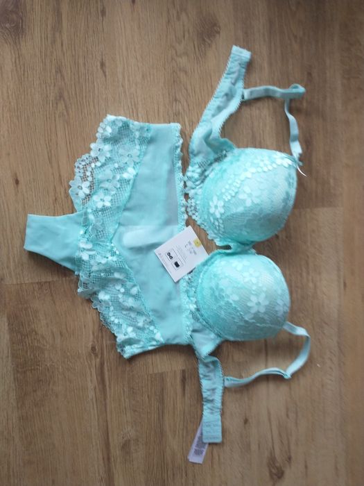 Komplet bielizny damskiej rozmiar 85C/L