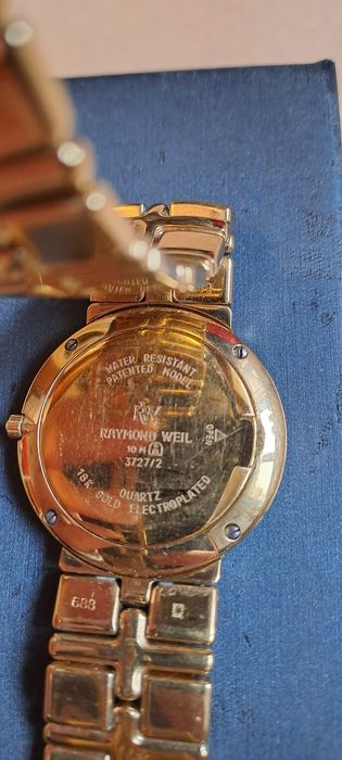 Relógio da marca suíça Raymond Weil, modelo “Traviata” 3727/2