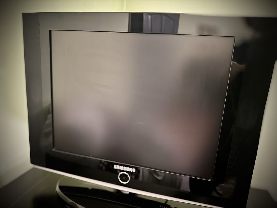 Телевизор Samsung LE20S81B (20 дюймов, LCD) — Отличное Состояние