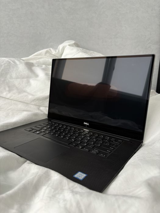 Ноутбук DELL 5530 i9, 4K, 32GB