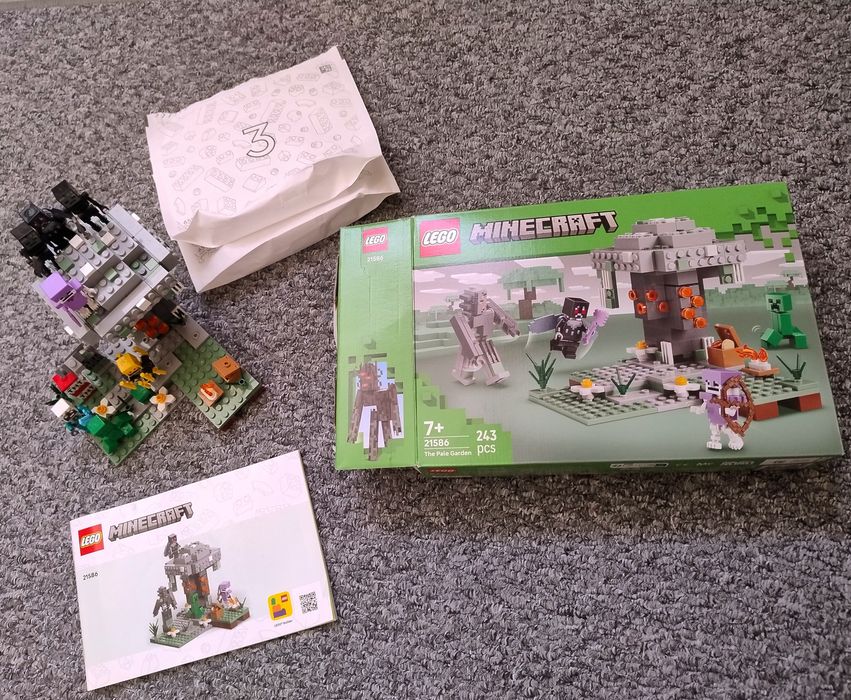 LEGO Minecraft 21586 klocki