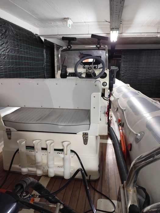 Semirigido valiant V 570 c/ Yamaha 80 hp injeção