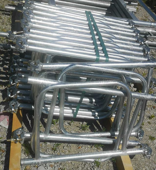 Kompletny zestaw rusztowanie stalowe na ścianę fasadową Plettac 10,4 m x 12 m = 124/125 m2, nowe, na elewację