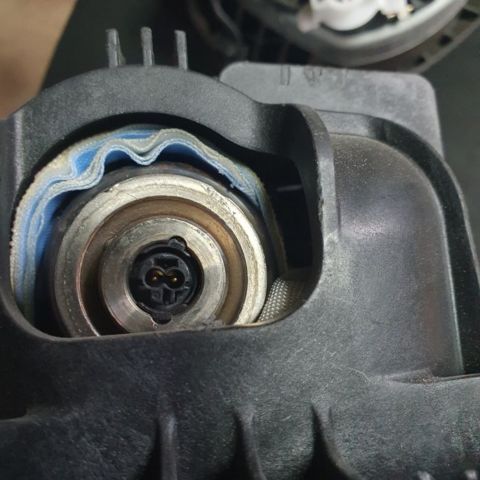 34070106 подушка безпеки пасажира Volkswagen Touareg II 2015