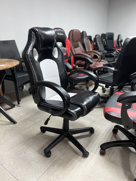 Крісло офісне з Європи