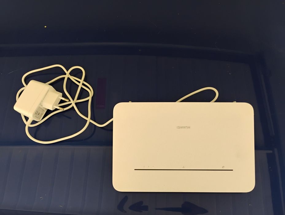 Router Huawei model b535-232a