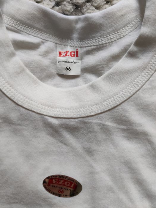 Футболка чоловіча біла М