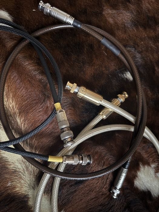 Цифровой коаксиальный BNC кабель ACROLINK/Mitsubishi/Acoustic Revive