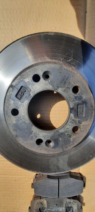 Продам тормозные диски Киа церато купе 2012г.в