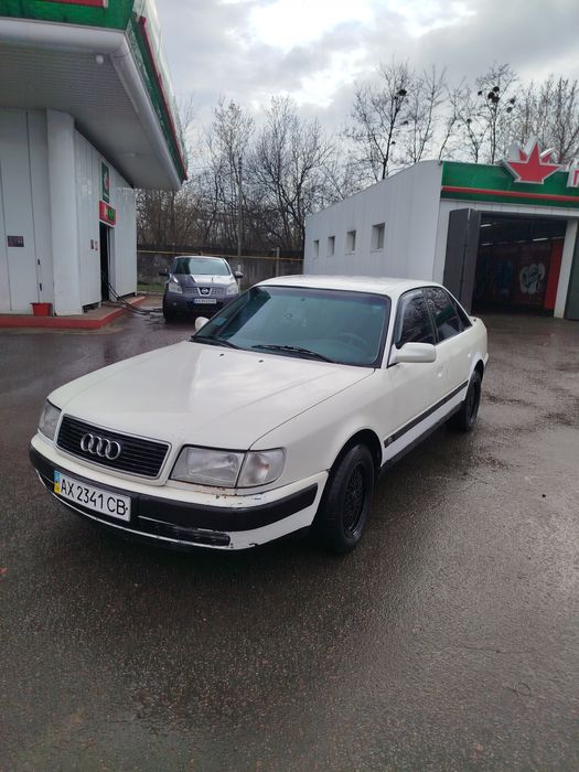 Продам Audi 100 C4